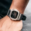 Kép 2/3 - Casio férfi óra - GM-5600-1ER - G-Shock Basic