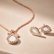 Kép 3/4 - Fossil női nyaklánc + fülbevaló szett - JF04029791 - Stevie Classics
