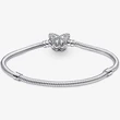 Kép 2/5 - Pandora Moments pillangókapcsos karkötő - 590782C01-16