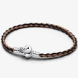 Kép 1/5 - Pandora Disney Az oroszlánkirály kapcsos Pandora Moments fonott bőr karkötő - 593361C01-S2