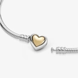 Kép 4/4 - Pandora kupolás arany szívkapcsos karkötő - 599380C00-21