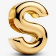 Kép 1/3 - Pandora arany "S" betű charm - 763965C00
