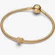 Kép 2/5 - Pandora arany texturált szív mini charm - 764000C00