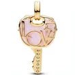 Kép 2/5 - Pandora rózsaszín opál aranyozott kulcs függő  - 764349C01
