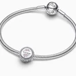 Kép 3/3 - Pandora Lánybúcsús csapat charm - 792016CZ_E089