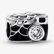 Kép 1/5 - Pandora Marvel Pókember fényképezőgép charm - 792352C01