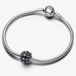 Kép 3/5 - Pandora szikrázó fekete pavé gömb charm - 792630C04