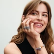 Kép 4/5 - Pandora foszforeszkáló Boo szellem charm - 793404C01