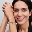 Kép 4/5 - Pandora Disney Hófehérke Kuka charm - 793749C01