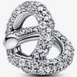 Kép 1/5 - Pandora pavé végtelen csomó szív charm - 793771C01