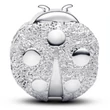 Kép 2/5 - Pandora texturált katicabogár charm  - 794527C00