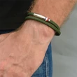 Kép 2/2 - Tommy Hilfiger zöld bőr férfi karkötő - 2790550