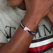 Kép 2/2 - Tommy Hilfiger kék szilikon férfi karkötő - 2790606