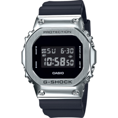 Casio férfi óra - GM-5600-1ER - G-Shock Basic