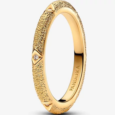 Pandora Me aranyozott textúra és köves gyűrű - 163322C01-50
