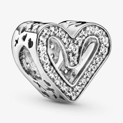 Pandora szikrázó szabadkézi szív charm - 798692C01